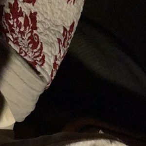 Meet your Posher, Emilie